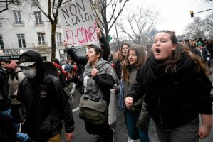 z19740664Q,9-marca--Protesty-francuskich-uczniow-i-studentow-